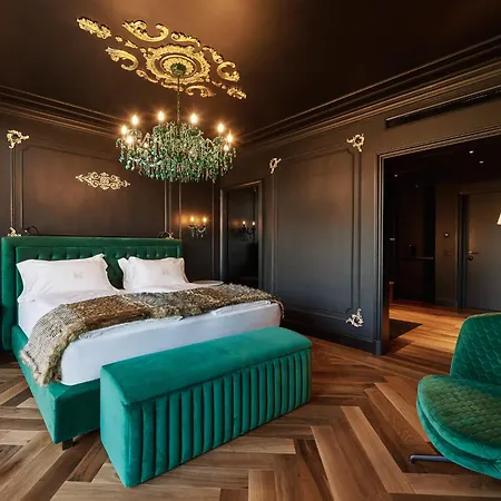 Manna Hotel