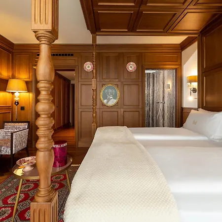 Manna Hotel 5*
